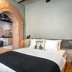 Urban Quarters - Bueklue Апарт-отель
