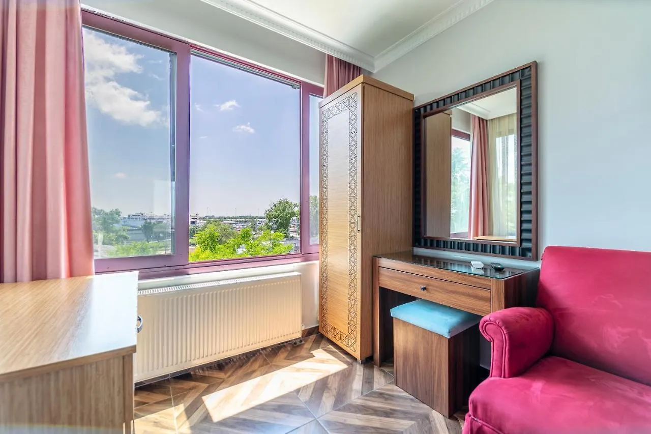 Hotel Uemit Yenikapi Istambul